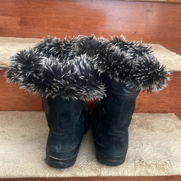 THE NORTH FACE Women’s Leather And Suede Boots Size 9 In Excellent Condition - Picture 5 of 13